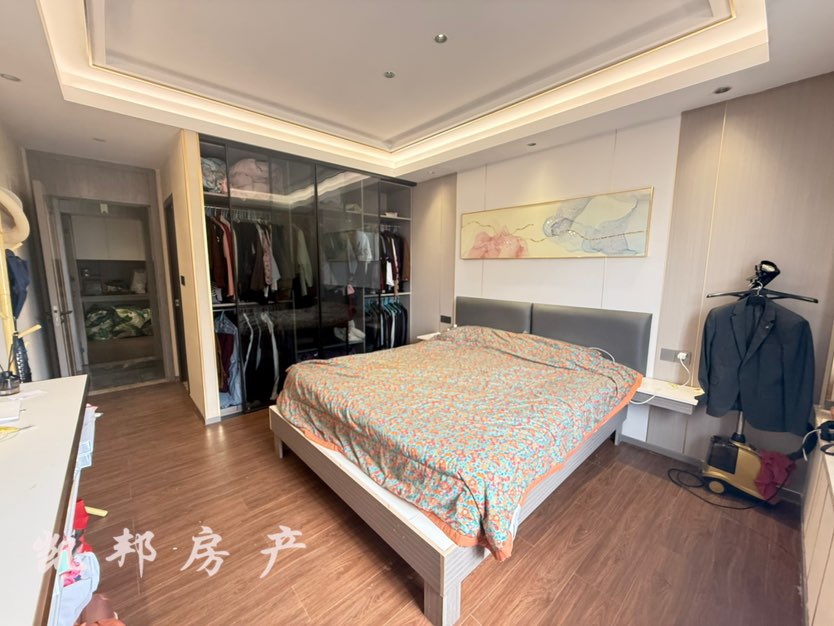 百矿锦绣华府,百矿锦绣华府周边配套完善，精装 有钥匙带您看3