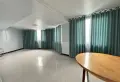 东锅小学正大门，出路好，精装10