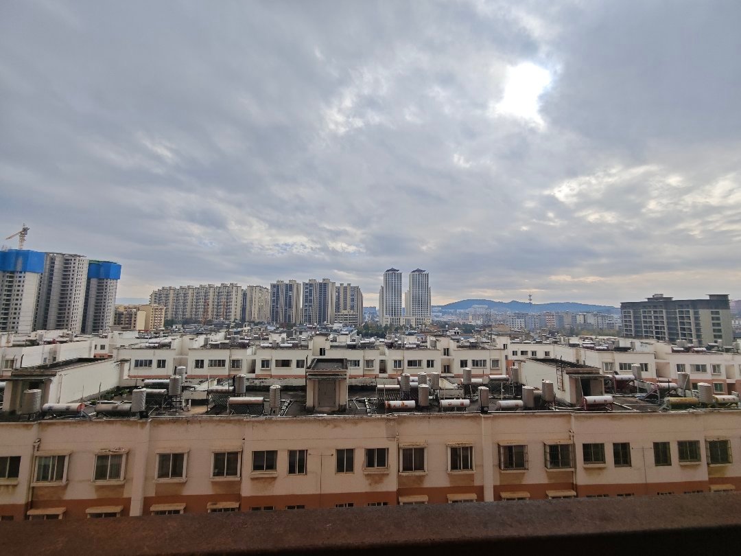 沾益县沾益毛坯4室2厅2卫二手房出售15