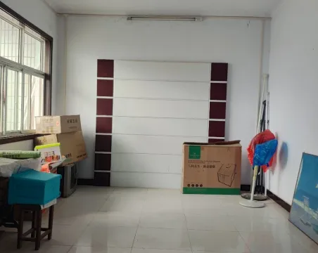 独家院6室2厅1卫朝南北精装