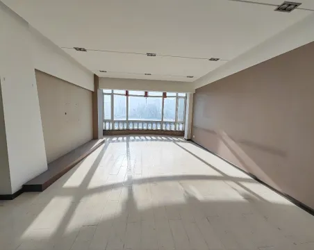 丰和园别墅3室2厅1卫朝南北精装