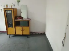 城西区|汽车六厂家属院2室1厅1卫出售