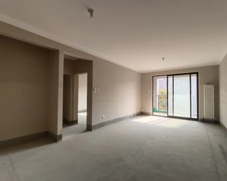 瑞贝卡家天下二期3室2厅1卫朝南毛坯