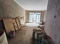 南昌县|南莲华庭3室2厅1卫出售