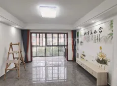 新建区|沿海丽水佳园3室2厅2卫出售