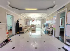 金凤区|阅海万家D区3室2厅2卫出售