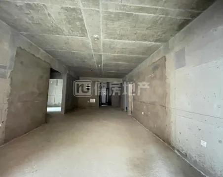 博望龙廷二区3室2厅2卫朝南北毛坯