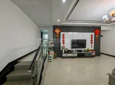 华阳市场 精装三房 步梯三楼