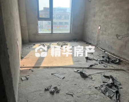 广丰国际商贸城8室2厅2卫朝东南毛坯