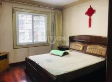 市中区|新华路住房1室1厅1卫出售
