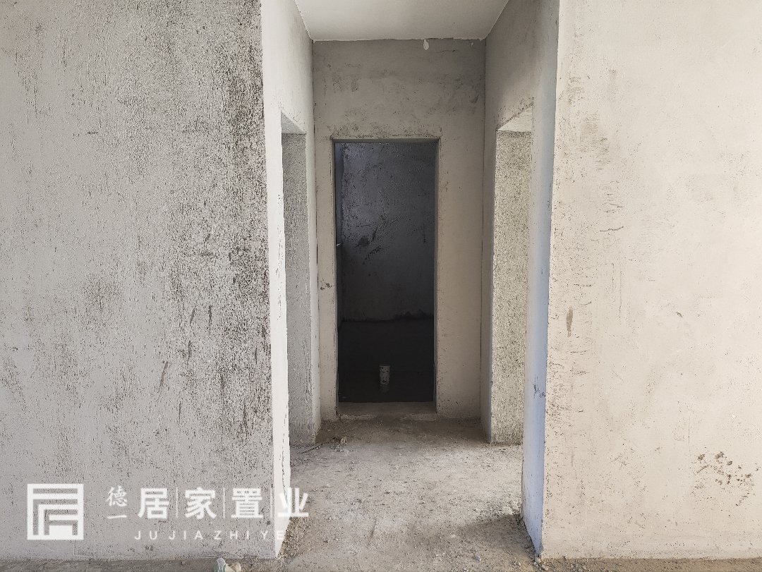 竹苑小区,实小北校区，单价低，楼层低，总价只要25个，手慢无4