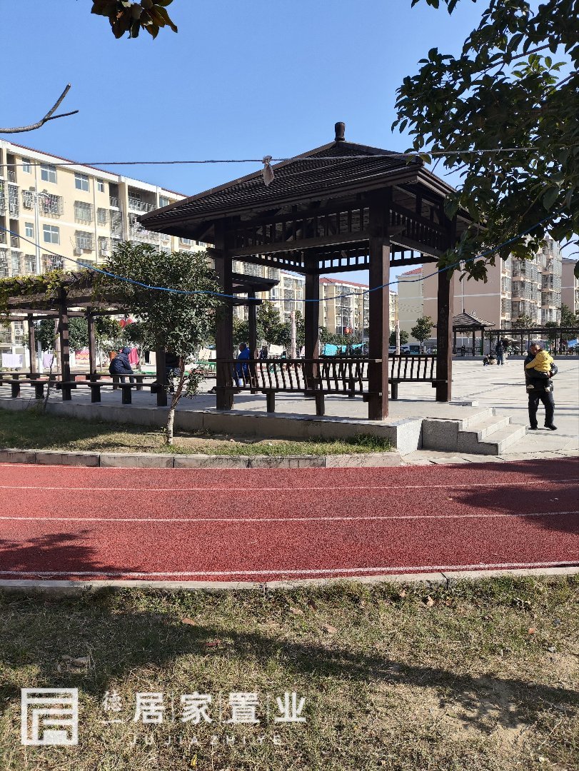 竹苑小区,实小北校区，单价低，楼层低，总价只要25个，手慢无13