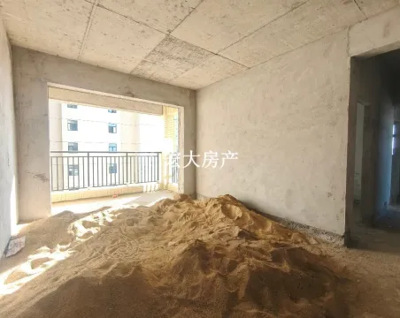 嘉恒公馆4室2厅2卫朝南毛坯