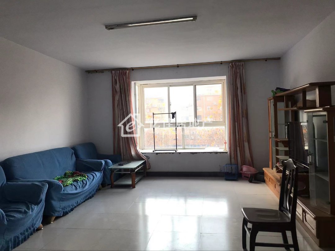 东方明珠小区130㎡3室2厅1卫1阳台普通南，业主急租-东方明珠小区二手房价