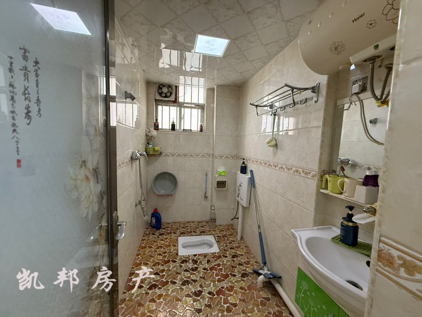 苏源万和新城,万和小区两房两卫95平米2