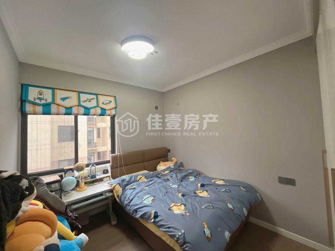 城投佳苑,湘佳门口电梯两房出售6