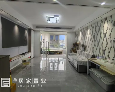 金色公馆3室2厅2卫朝南北精装