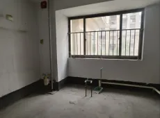颍东区|东湖世纪城三区4室2厅2卫出售