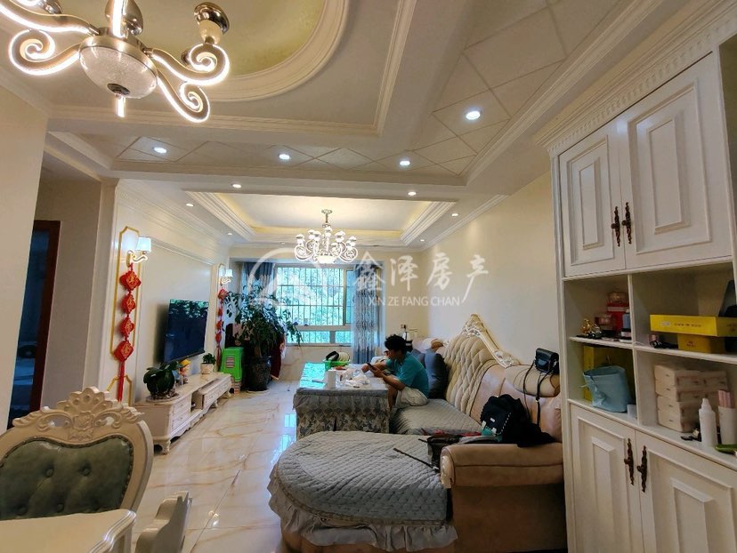 卧龙大都会 3室精装 房东诚心出售-卧龙大都会二手房价