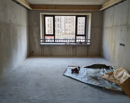 惠风玺院4室2厅3卫朝南北毛坯