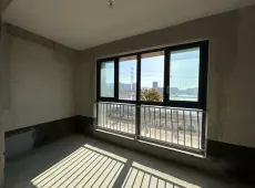 连云区|冠豪名苑4室2厅2卫出售