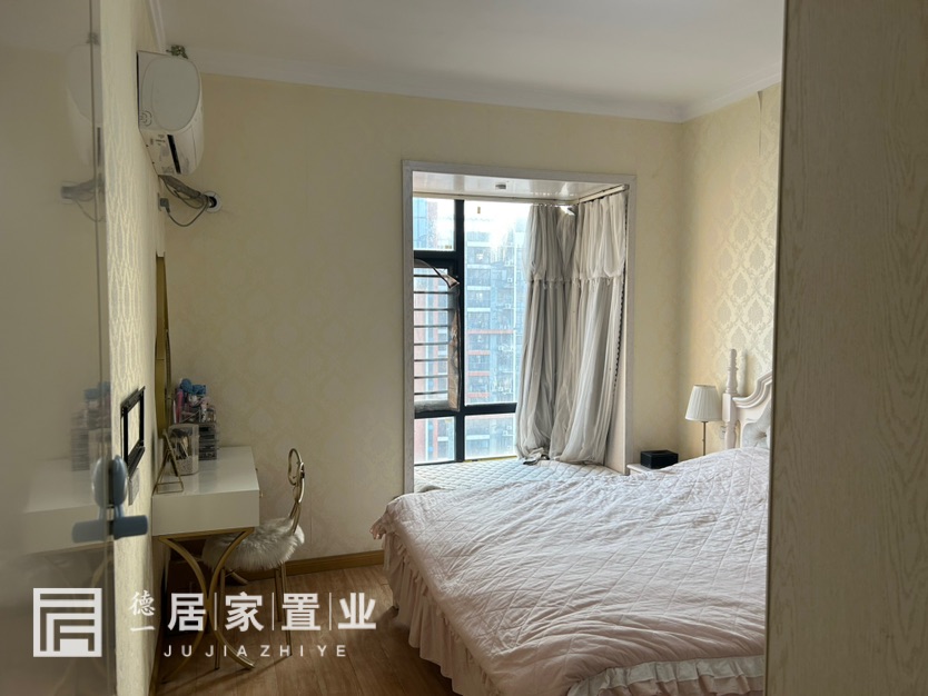 御景豪庭,性价比王，视野超好，御景豪庭精装两房诚心出售4