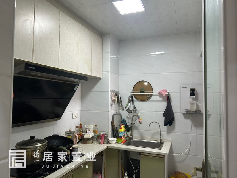御景豪庭,性价比王，视野超好，御景豪庭精装两房诚心出售10