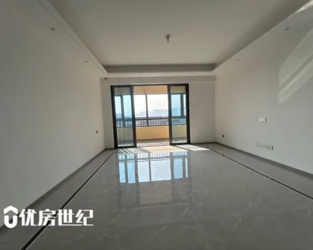 大东海翡翠湖4室2厅2卫精装