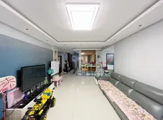 新北区|怡景名园3室2厅2卫出售