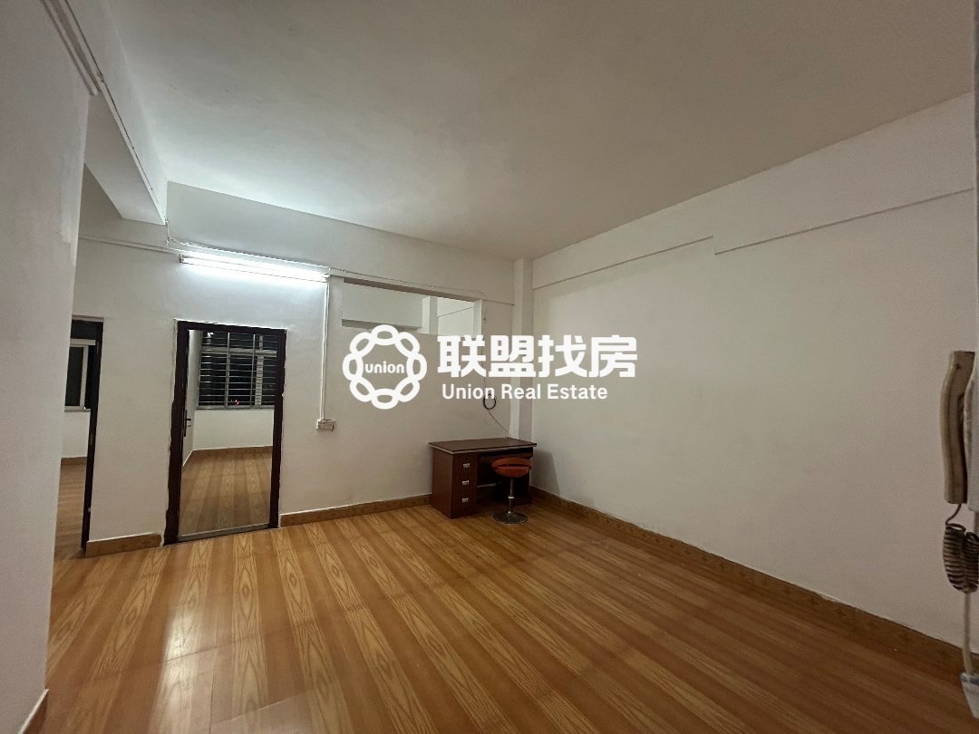 新华小学旁东海花园电梯两房出租-东海花园租房