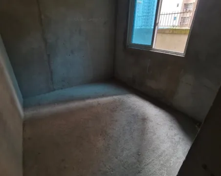北海新城3室2厅2卫毛坯