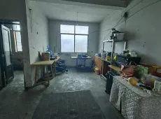 水城县|双水小广场3室2厅1卫出售