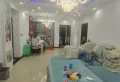 卧龙大都会4室2厅2卫出租，家具家电齐全，包物业1