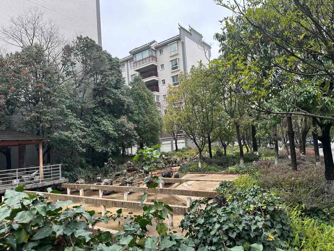 麒麟区北片区精装4室2厅2卫二手房出售16
