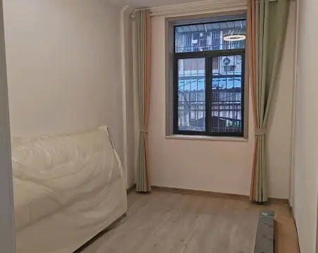 惠西小区3室2厅2卫朝南北精装