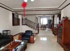 萨尔图区|月亮湾4室2厅2卫出售|买房租房佣金全返