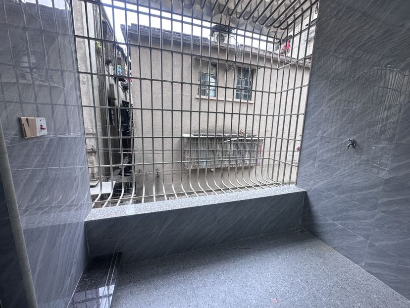 深源里,深源里周边配套完善，精装 有钥匙带您看4