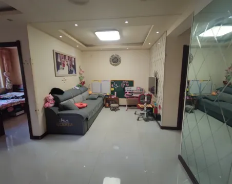 兰德湖壹号2室1厅1卫朝南北普通