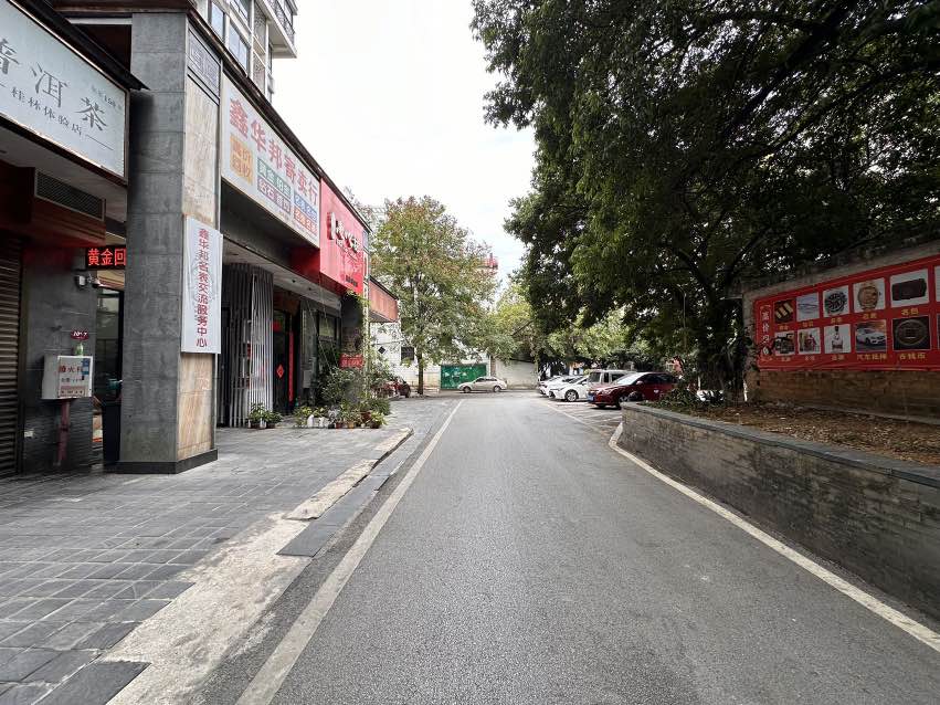 普陀路,临街底商62.41㎡,业主稳定出售商铺4