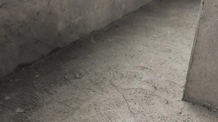 三室两厅，毛坯，带大地下室，费用清