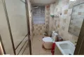 中南世纪锦城，中间好楼层。房东诚心出售。8