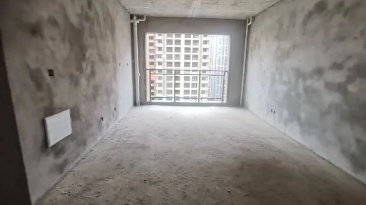 精品好房，双发康城华府3室2厅2卫1阳台，房主急售