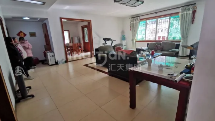 新六中教师新村 独具特色 自然资源 宁静和谐