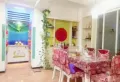 学校就在家门口，有房产证，可出租，一年18000，急售6