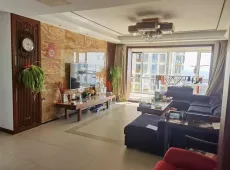 开发区|红星海世界观3室2厅2卫出售|买房租房佣金全返