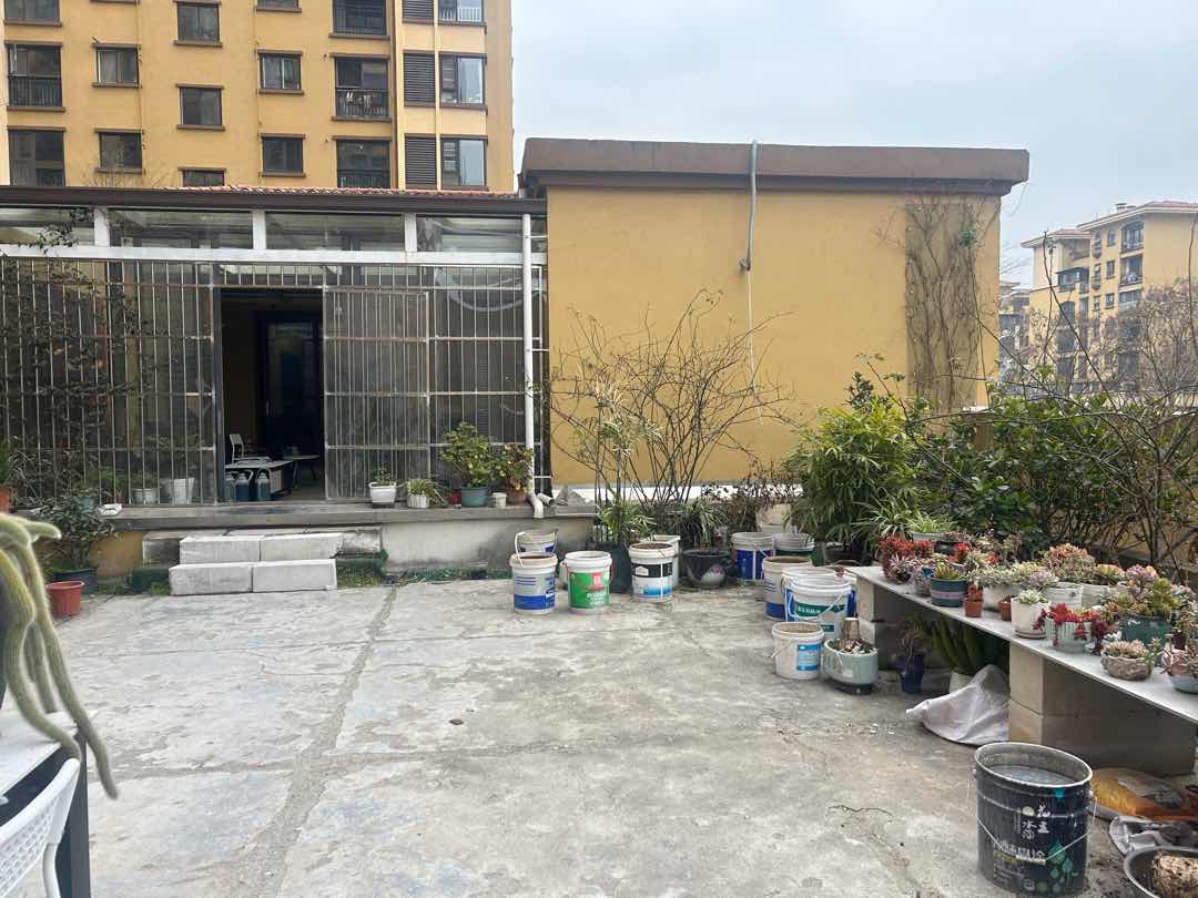 金色蓝镇,性价比超高的3室2厅2卫2阳台 阳光 视线 无忧！3