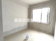 龙里县|老场坝4室2厅2卫出售|买房租房佣金全返