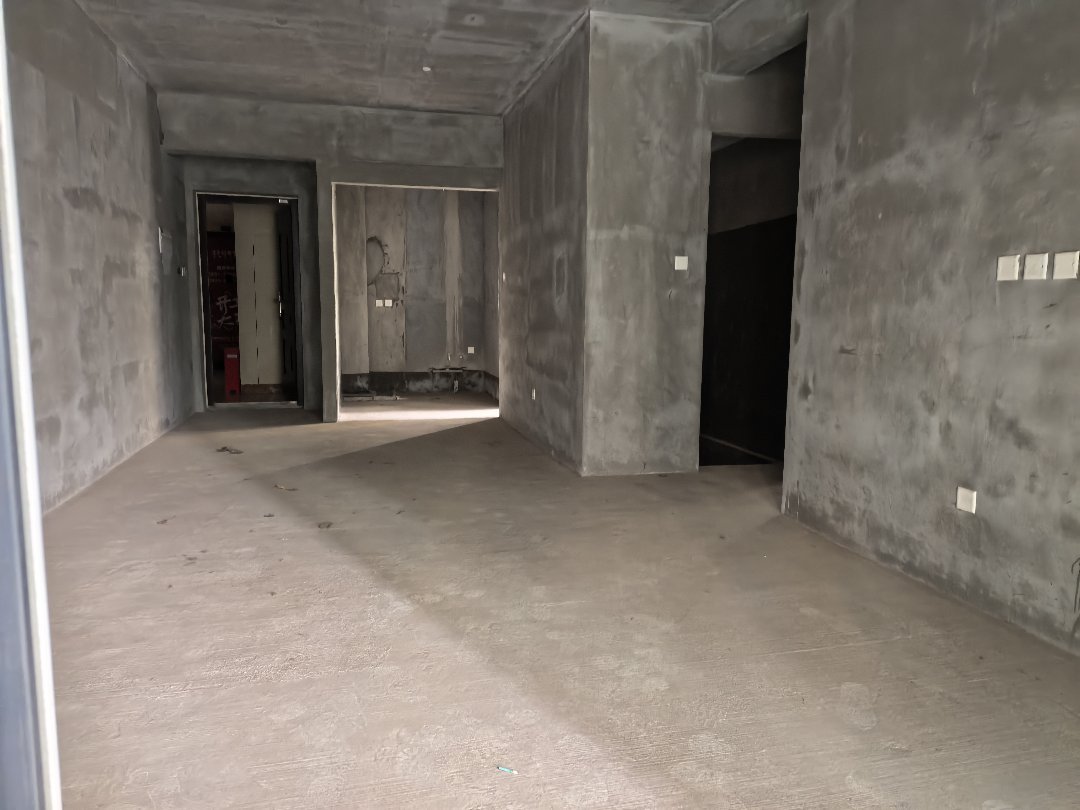 邦泰国际社区北区,3室2厅2卫2阳台92㎡,阔绰客厅,超大阳台8
