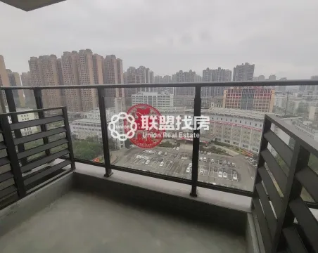 盛世瑞府4室2厅2卫朝南北毛坯