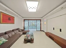 南昌县|澄湖经典3室2厅2卫出售